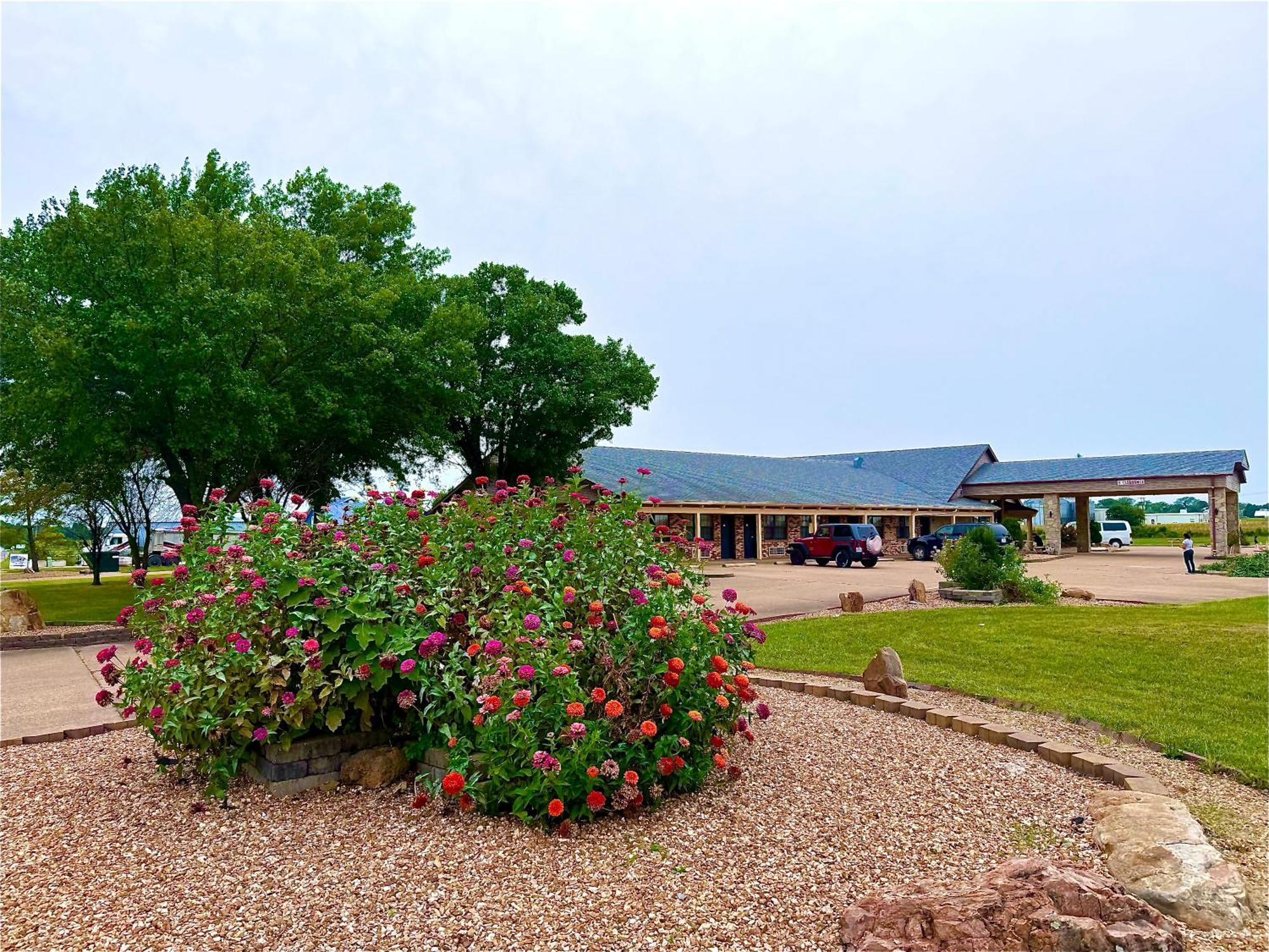 Owensville Inn Exteriér fotografie